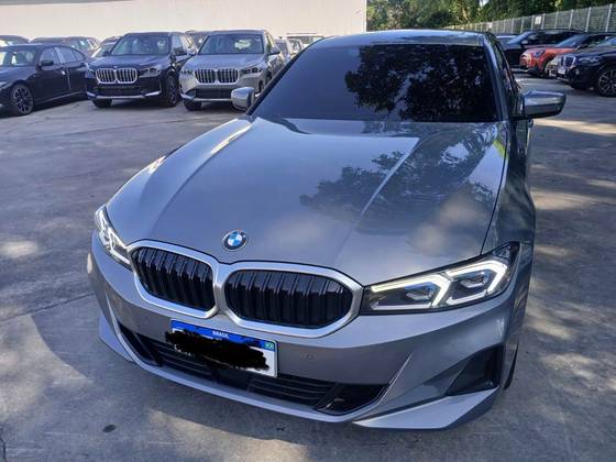 BMW 320i 2.0 16V TURBO FLEX SPORT GP AUTOMÁTICO BMW 320i 2.0 16V TURBO FLEX SPORT GP AUTOMÁTICO